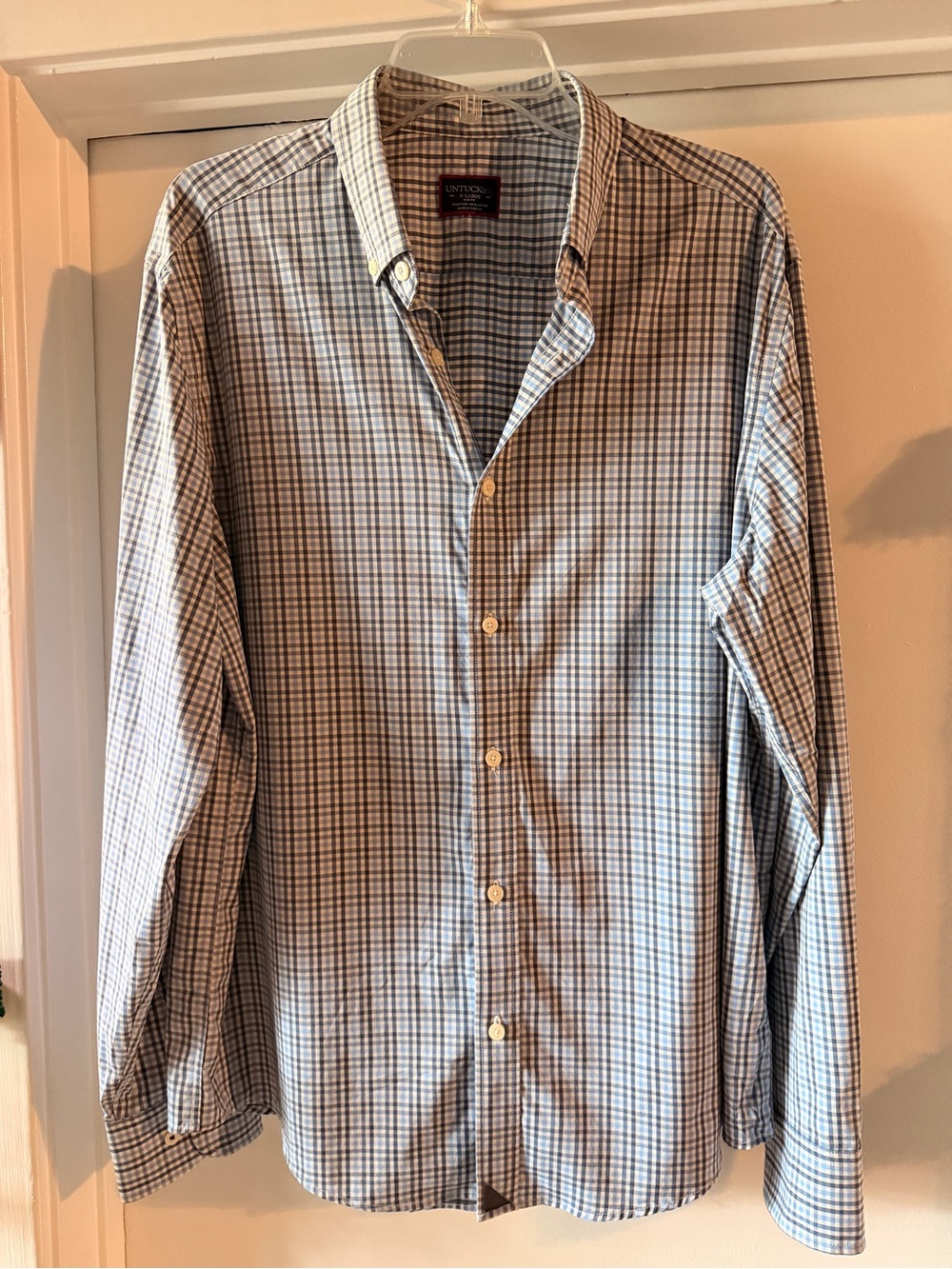 UNTUCKit Slim Fit Blue and White Small Plaid Button-Down Shirt. XL